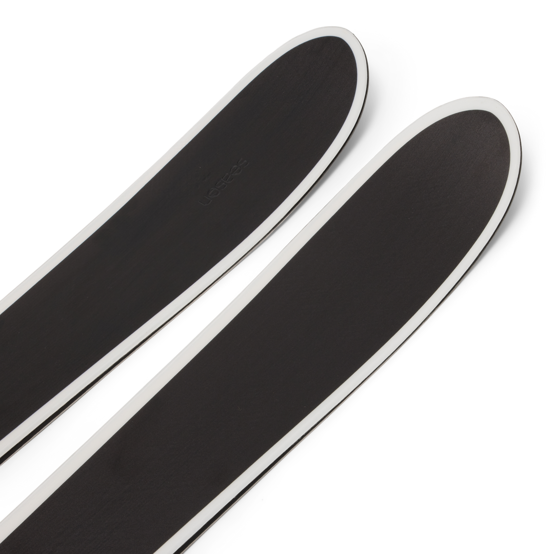 Lolo Skis