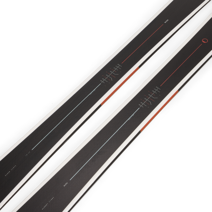 Lolo Skis