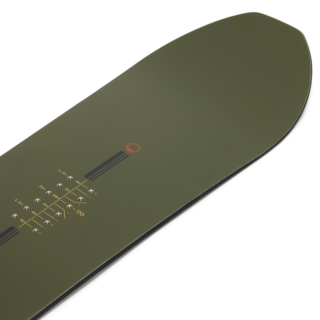Kin Snowboard — studio product photo