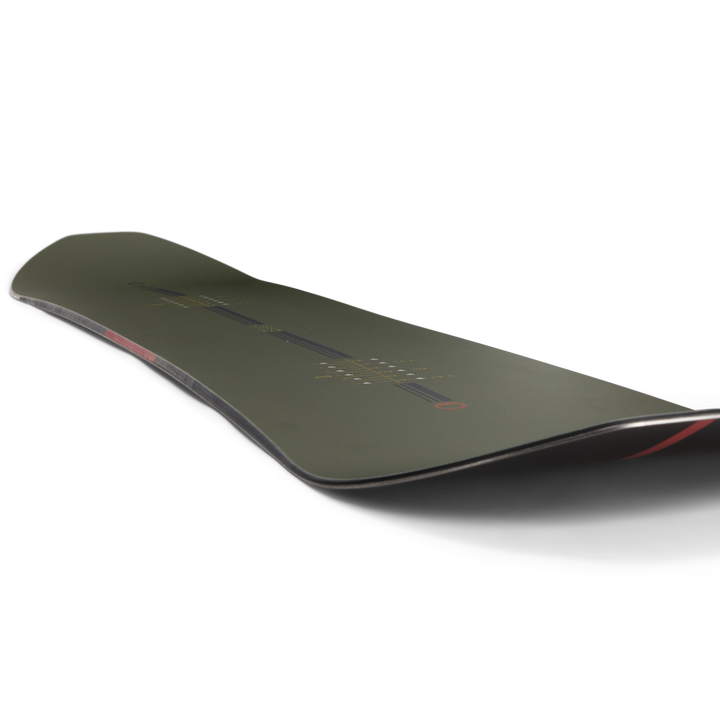 Kin Snowboard — studio product photo