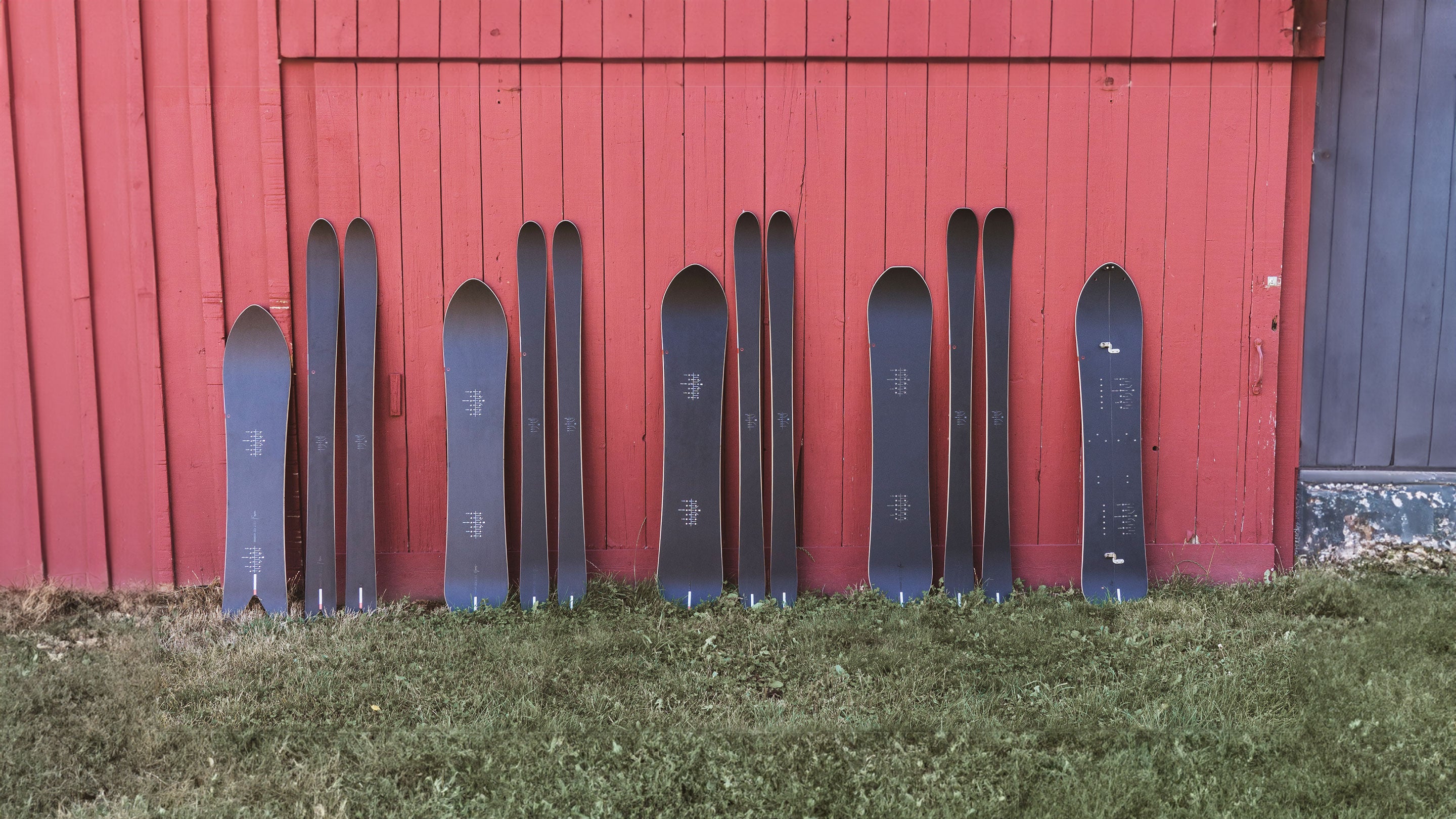 Snowboards, Splitboards and Skis - Season Eqpt