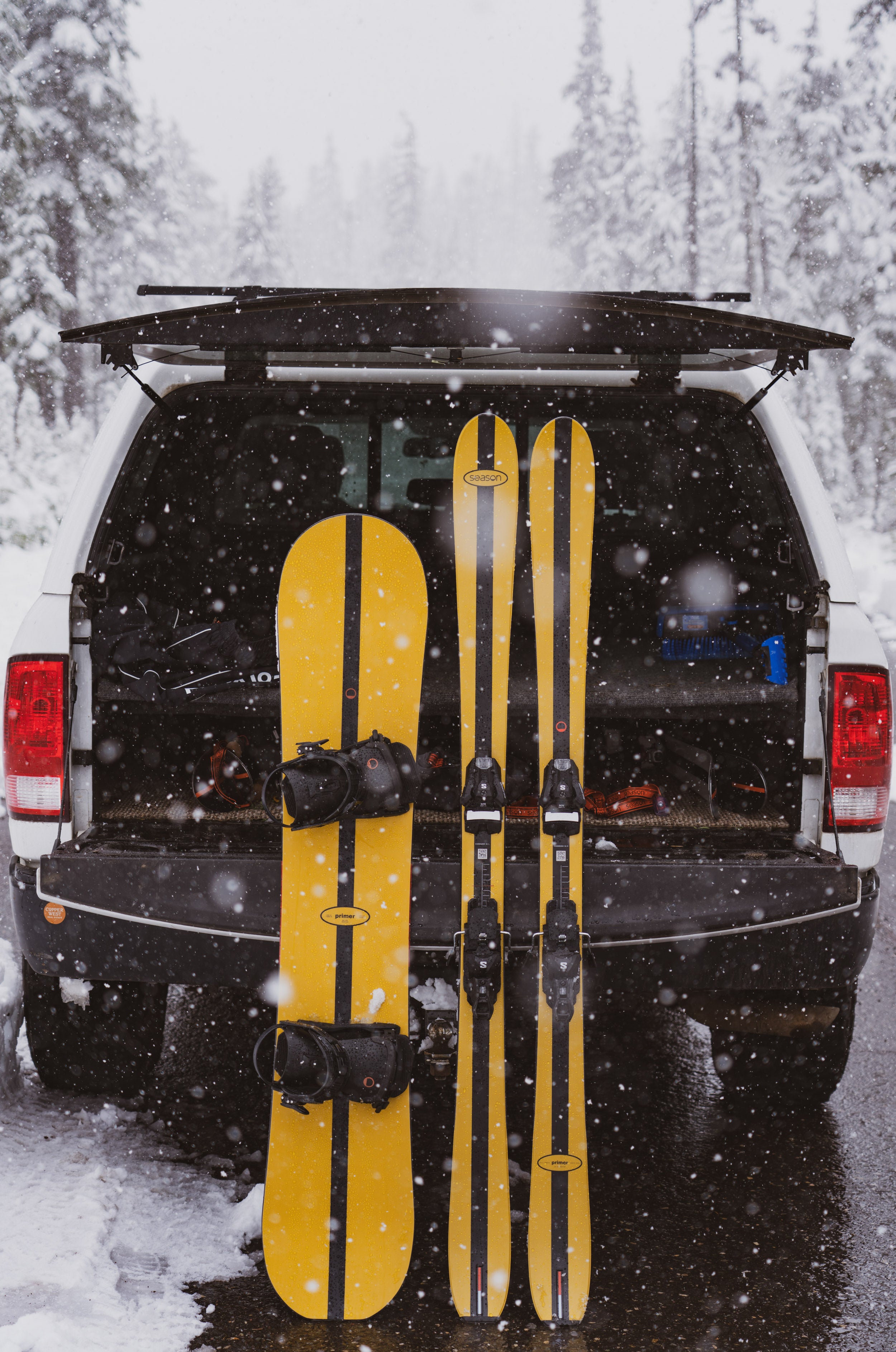 Season Primer Snowboard | Gray | Season Eqpt. | Intermediate level